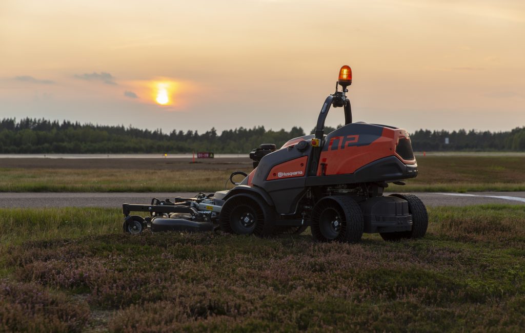 AUTONOMOUS GRASS CUTTING